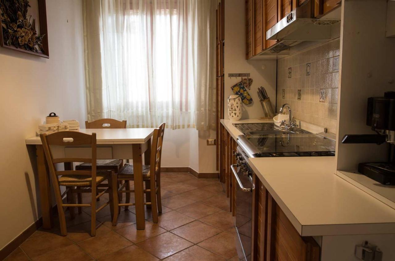 Bed and Breakfast Le Pinelle Терні Екстер'єр фото
